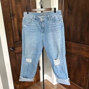 Joe's Jeans Light Wash Distressed Boyfriend Jeans Women’s 32